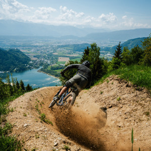 Der PROlitzen Trail - gedacht ausschließlich für erfahrene Mountainbiker - führt von der Kanzelhöhe bis zur Talstation der Kanzelbahn