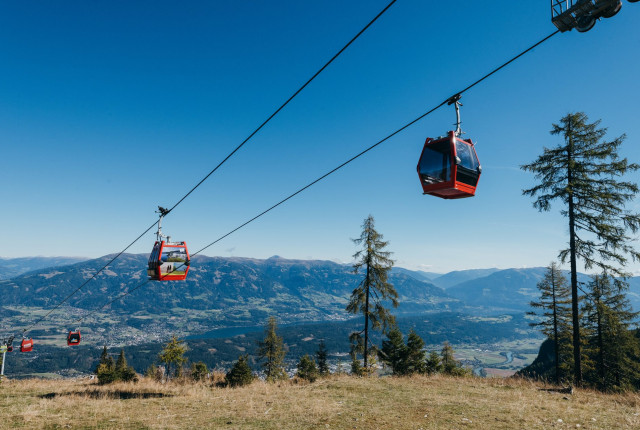 ÖFFNUNGSZEITEN – Sommer-Seilbahnbetrieb am Goldeck: 16. Juni – 1. Oktober 2023
DETAILS   
Ins Ausflugs- und Wandergebiet Goldeck geht es vom Tal  (547 m) aus mit der modernen Umlaufbahn „Talbahn Goldeck“ hinauf au…