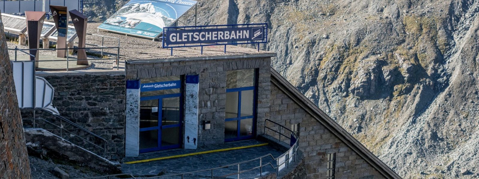 Die Großglockner Gletscherbahn auf der Kaiser-Franz-Josefs-Höhe liefert interessante Einblicke in die Geschichte des Pasterzen-Gletschers