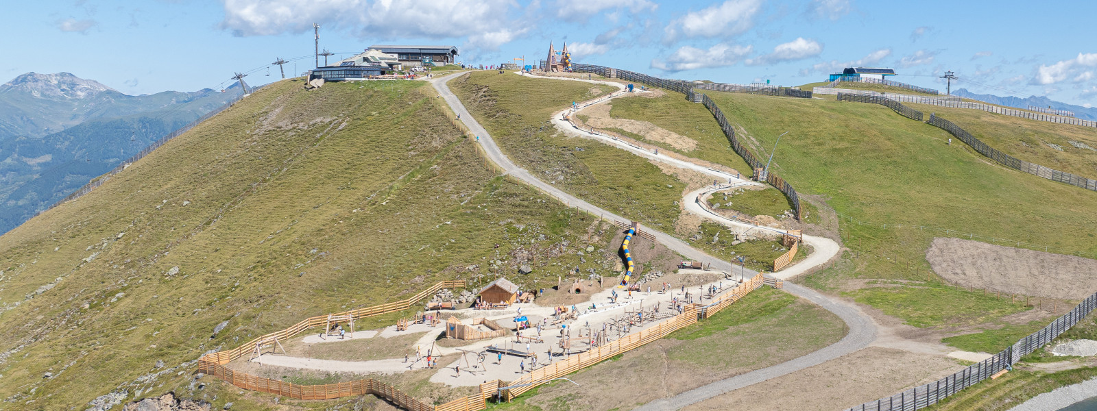 Katschis Almspielplatz - oben am Aineck