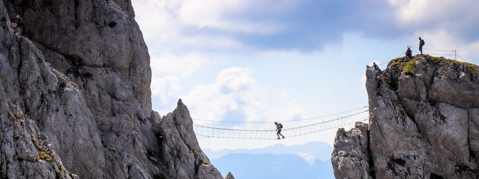 Seilbrücke des Däumling-Klettersteigs am Nassfeld