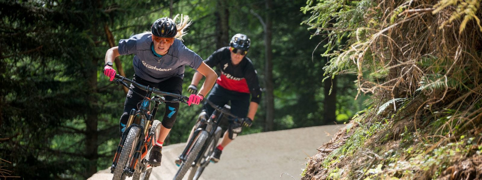 Mountainbiker am Flowtrail auf der Petzen