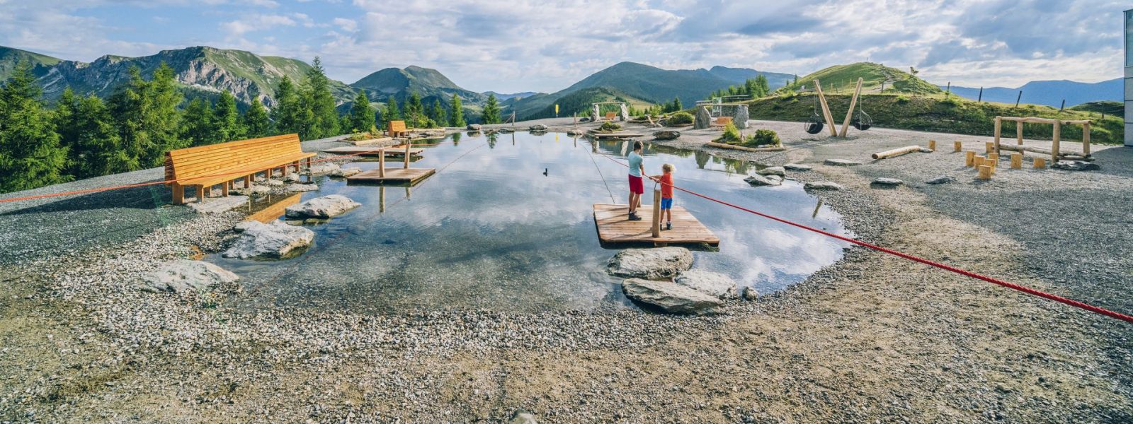 Der Aktiv Park Bad Kleinkirchheim bei der Bergstation der Biosphärenparkbahn Brunnach